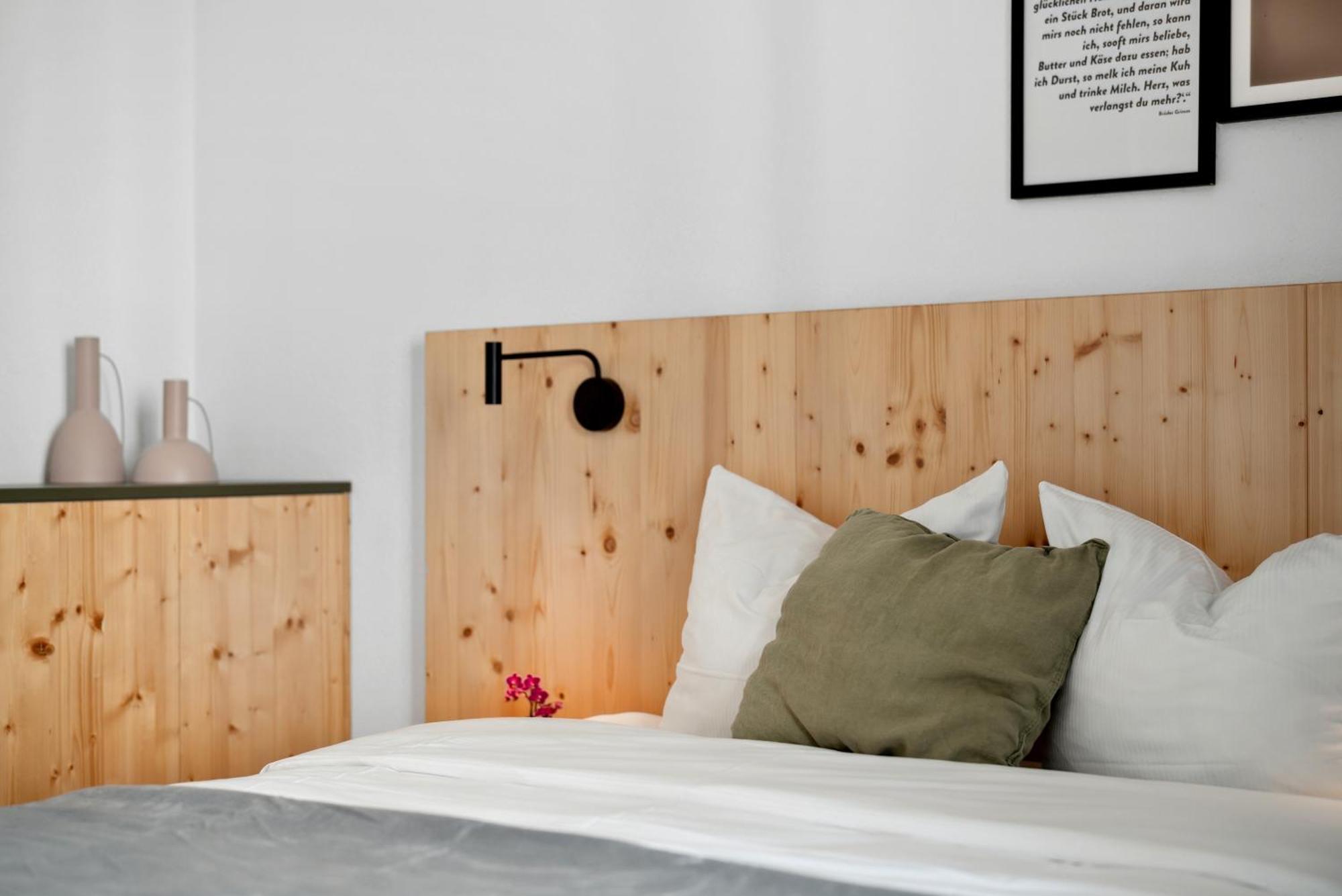 Arbio I Rooms & Apartments Freiburg Bagian luar foto