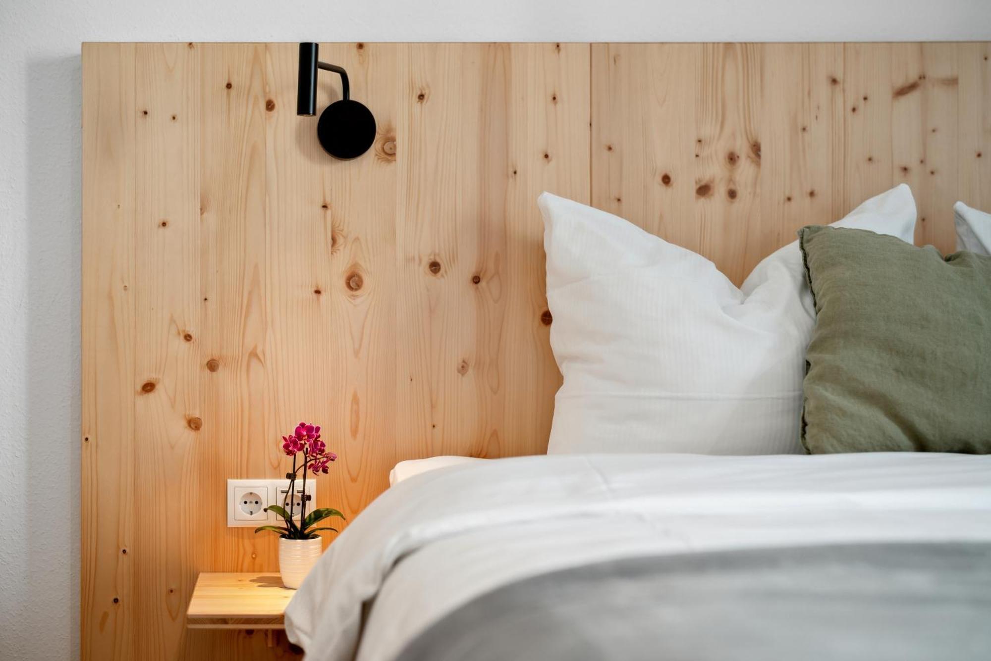 Arbio I Rooms & Apartments Freiburg Bagian luar foto