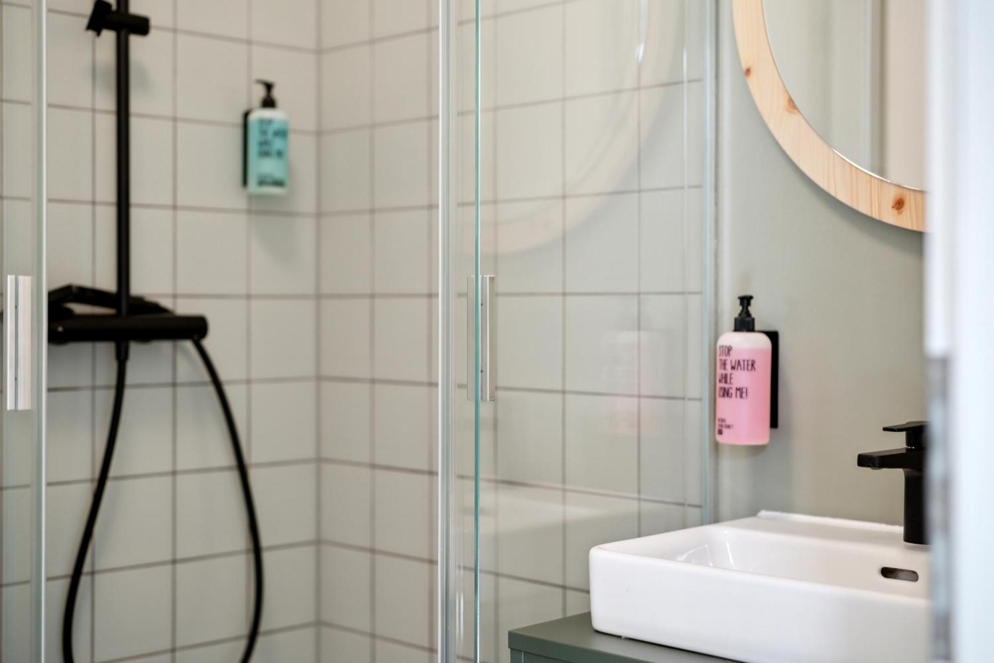 Arbio I Rooms & Apartments Freiburg Bagian luar foto
