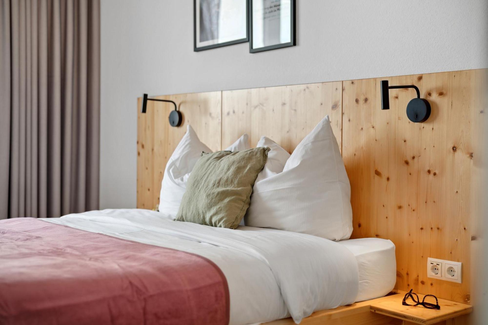 Arbio I Rooms & Apartments Freiburg Bagian luar foto