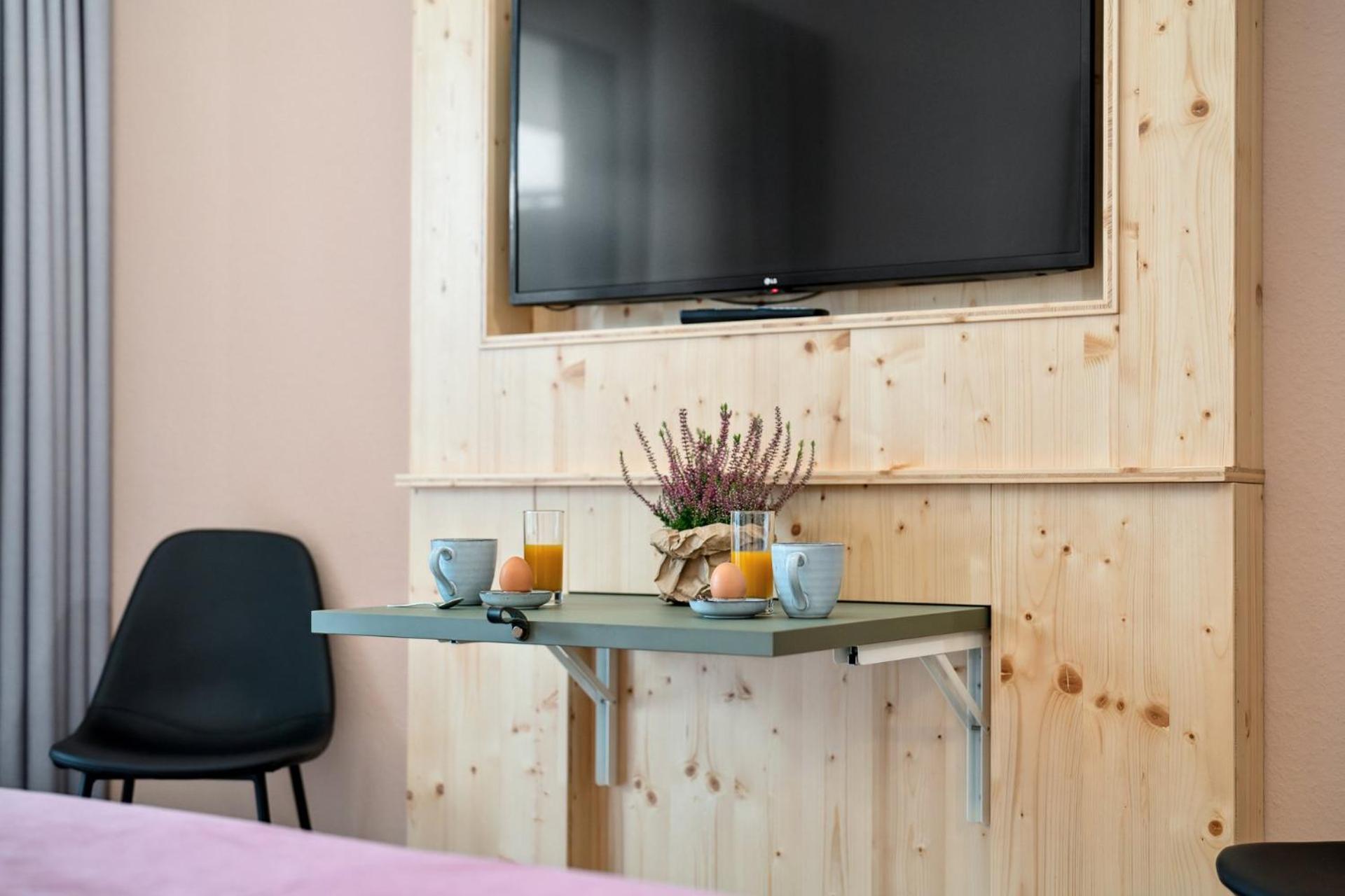 Arbio I Rooms & Apartments Freiburg Bagian luar foto